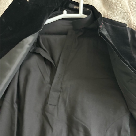 Boys kurta and shalwar with vest size 6-7 and size 8-9 - Picture 4 of 7